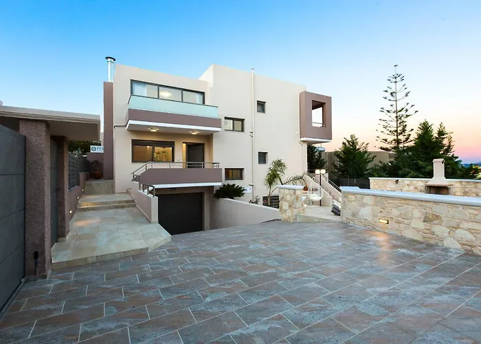 Peris Villa