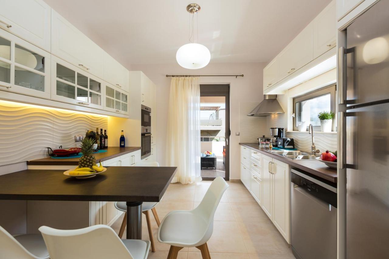 Peris Villa *